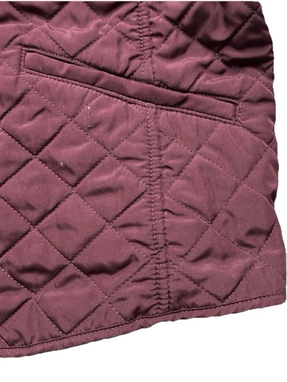 Women’s Van Heusen Plum Puffer Winter Vest Size Medium - Picture 2 of 4